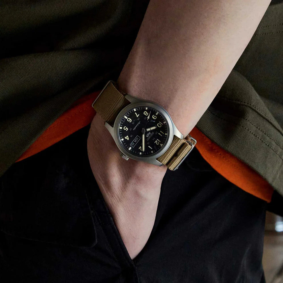 Reloj Hombre Seiko 5 Sports Field Military SRPG35K1